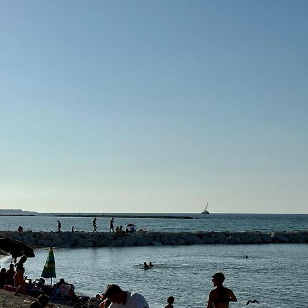 La Casa Dei Nonni Al Mare Hotel Bari Buitenkant foto