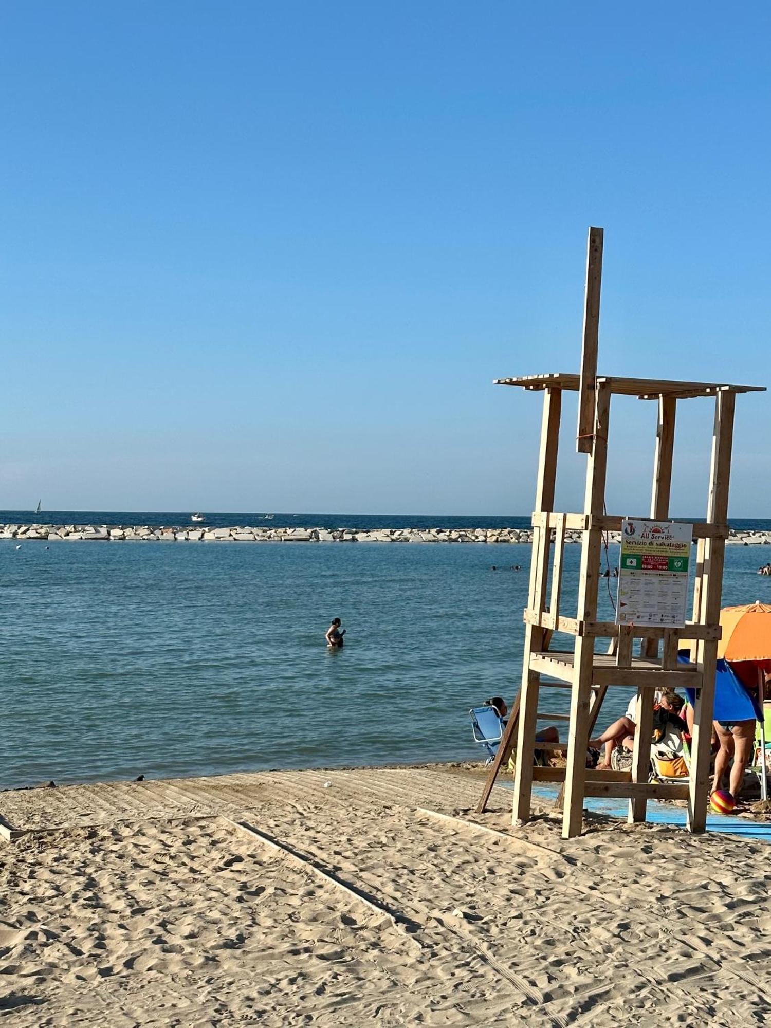 La Casa Dei Nonni Al Mare Hotel Bari Buitenkant foto